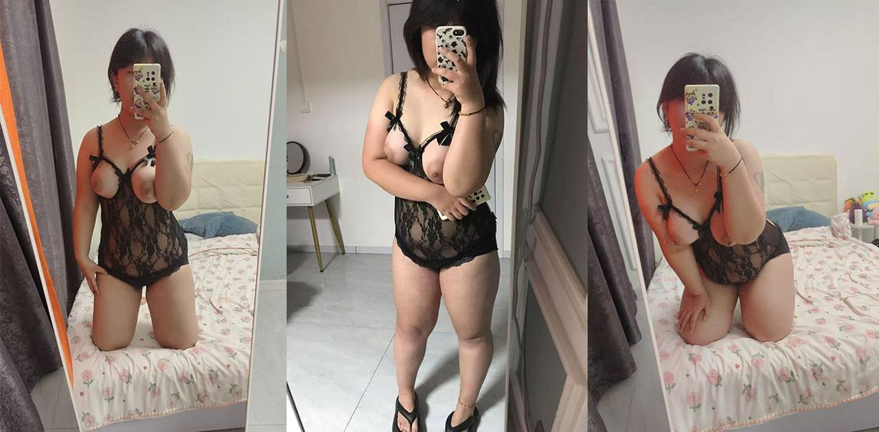 陕西18岁抖音博主【诀别诗】大尺度定制私拍流出，情趣内衣露乳抠逼，肥臀巨乳爱好者的极致享受